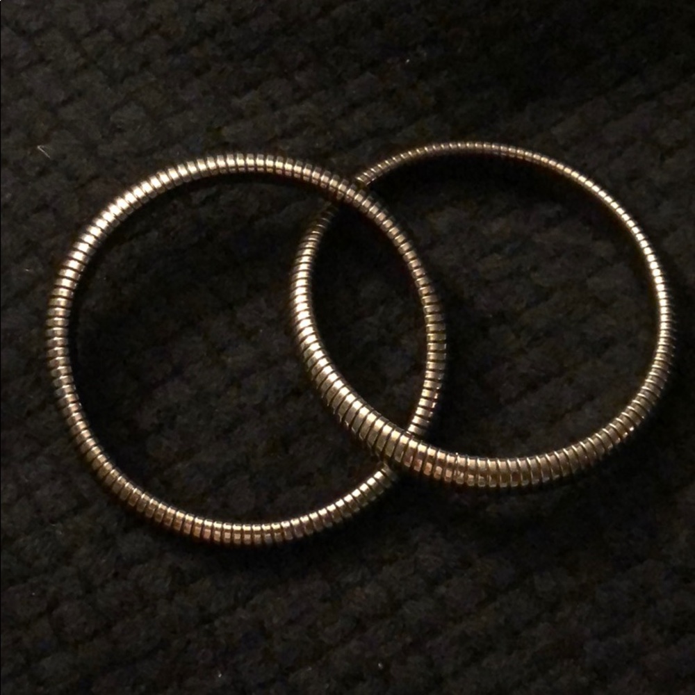 Interlocking Bangle Bracelets - image 6